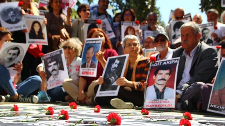 Cumartesi Anneleri, savcıları göreve çağırdı: Çeyrek asırdır söylüyoruz