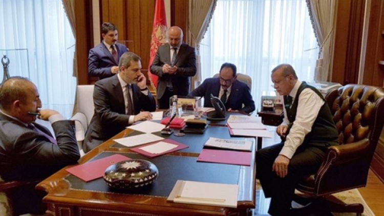 ‘Erdoğan’ın gözden çıkaramayacağı tek isim, yoldaşı ve eşi Emine Erdoğan’