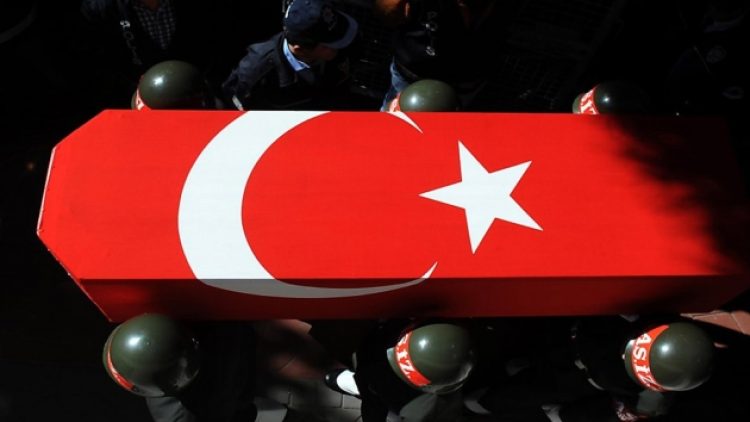 Çatışmada yaralanan askerden acı haber