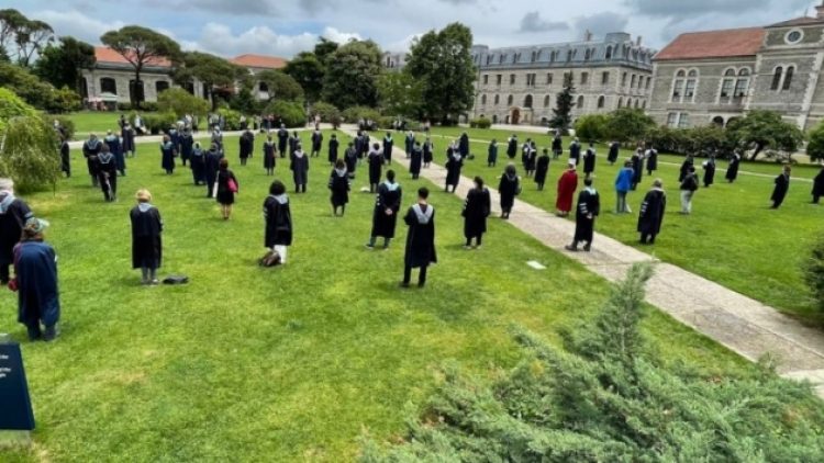 Boğaziçi, kurumsal hesabından öğrencisini engelledi