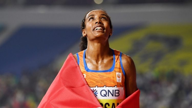 Hollandalı atlet, kadınlar 10 bin metrede dünya rekorunu kırdı