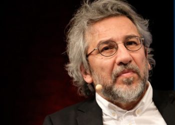 Can Dündar hakkında yakalama emri