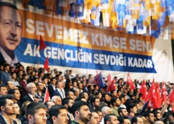 Trabzon’da Yomra AKP Gençliği istifa etti