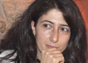 Tahliye olan Ayten Öztürk cezaevi çıkışında gözaltına alındı