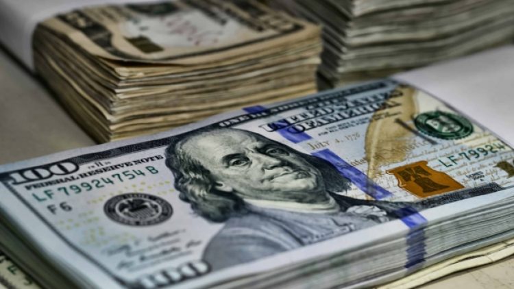 Dolarda yıl sonu tahminleri 8,95’e çıktı