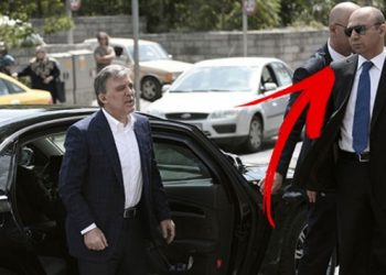 Gül’ün 20 yıllık koruma müdürü ve başdanışmanı saf mı değiştirdi?