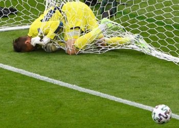 Schick öyle bir gol attı ki!