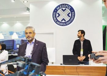 Sağlık bakan yardımcısının şirketi bakanlıktan 20 ihale almış