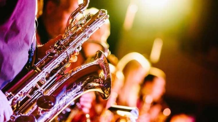 Pandemi bahanesiyle müzik yasağına tepki yağdı