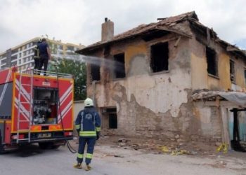 3 kız kardeşin yanarak can verdiği evin, bir gün önce tahliyesi istenmiş