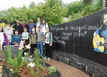 Kazım Koyuncu, kabri başında anıldı