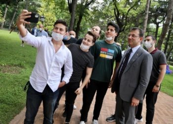 İmamoğlu: Toplu taşıma araçlarımız YKS’ye girecek öğrenci ve sınav görevlilerine ücretsiz