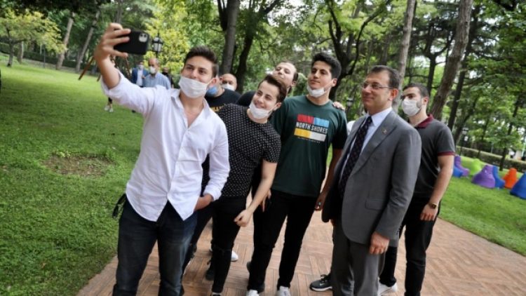 İmamoğlu: Toplu taşıma araçlarımız YKS’ye girecek öğrenci ve sınav görevlilerine ücretsiz