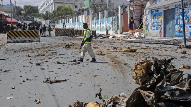 Somali’de askeri üsse saldırı: 30 ölü