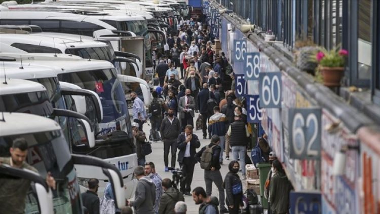 Diyanet: Otobüs molaları namaz saatlerinde verilsin
