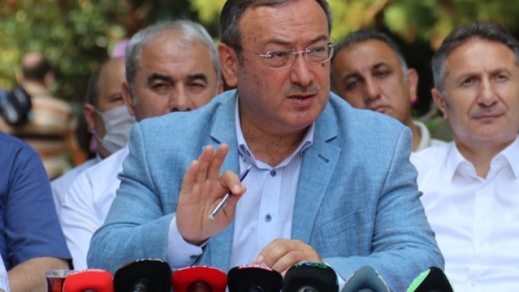 ÇAYKUR Genel Müdürü: Ben de çayımı özel fabrikaya verdim