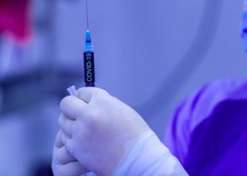 Alman otoriteler yanıtladı: Covid-19 geçirenler kaç kez aşılanmalı?