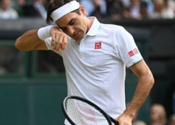Roger Federer, Hubert Hurkacz’a yenilerek Wimbledon’a veda etti