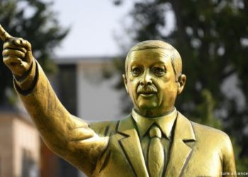 ‘İktidar desteğini kaybediyor ama…’