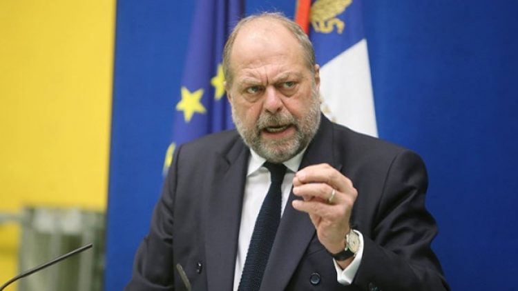 Fransa’da ilk kez görevdeki bir adalet bakanı yargılanacak