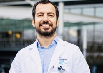Bir doktorun ‘fıtıkçı’ gözlemleri: Dizine dokunarak bel MR’ı çekti!