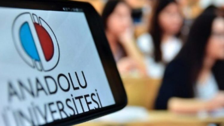 Danıştay’dan açık öğretim mezunları için emsal karar: Haklar eşit