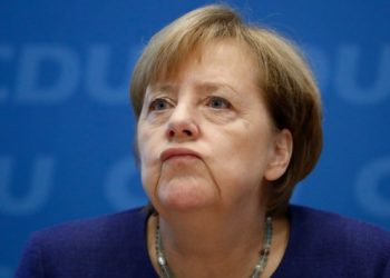 Merkel, sığınmacılar konusunda Türkiye’yi övdü ancak AB üyeliğini olası görmedi