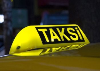 İBB, İstanbul Havalimanı’ndaki 700 taksiden 400’ünü ‘bağladı’