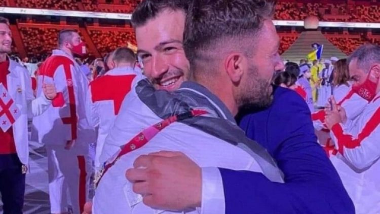 İki Suriyeli kardeş sporcu, Tokyo’da kucaklaştı