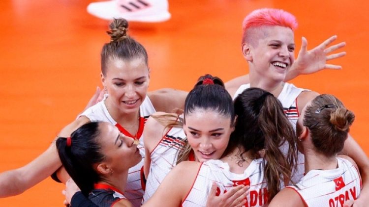 Olimpiyat Oyunlarının altıncı gününde Türk sporcular 6 branşta mücadele edecek