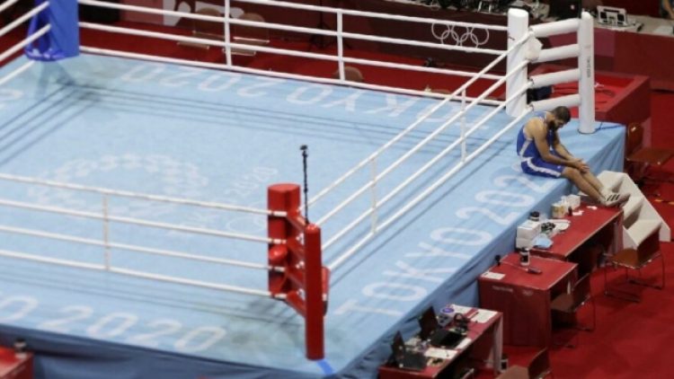 Diskalifiye edilen Fransız boksör Mourad Aliev’den protesto