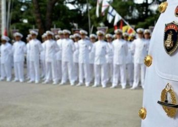 ‘Montrö bildirisi’ne imza atan emekli amirallerden AYM’ye başvuru