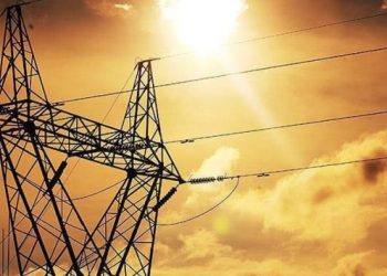 EMO: Elektrik kesintilerinin nedeni yönetim hataları ve beceriksizlik