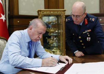 Yüksek Askeri Şura kararları açıklandı