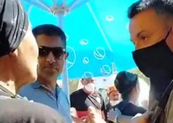 Bakan Pakdemirli’ye ‘hükümet istifa’ diye tepki gösteren kadın gözaltına alındı