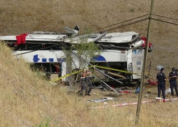 Balıkesir’de yolcu otobüsü devrildi: 15 ölü, 17 yaralı
