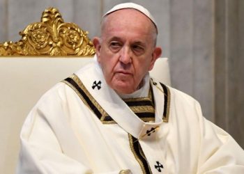 Papa Francis’e içinde üç kurşun olan zarf gönderildi
