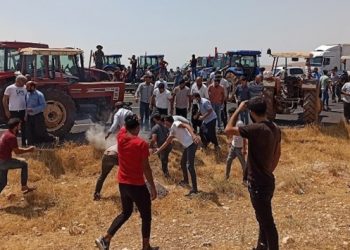CHP’li Tanal: ‘Ak Parti istifa’ sloganı atan 18 çiftçi gözaltına alındı