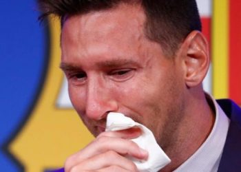 Messi’nin gözyaşları 10 bin dolardan satışa çıkarıldı