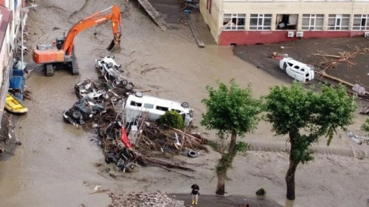 Sel felaketinde can kaybı 41’e yükseldi