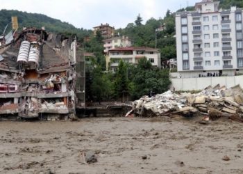 Karadeniz’de sel: Can kaybı 70’e yükseldi