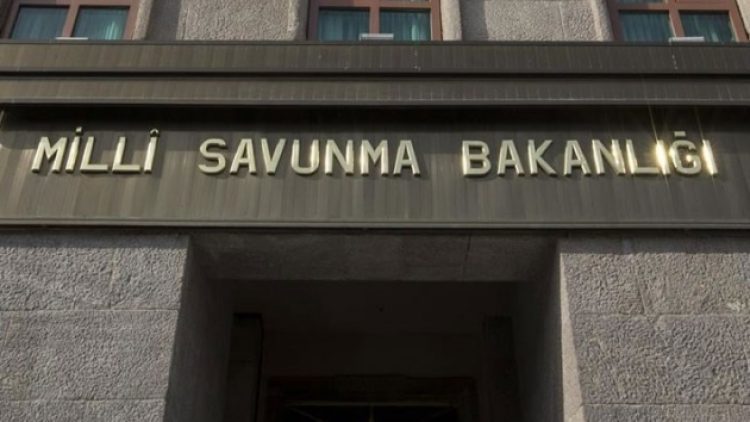 MSB: Pençe-Yıldırım Harekâtı bölgesinde 3 asker şehit oldu
