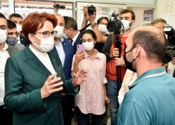 Akşener: Göçmenlerle dövüşmek yerine iktidarın yanlışlığı üzerinde durmak gerek