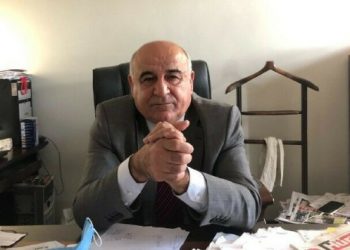 CHP’li meclis üyesine başörtülü hekime hakaretten hapis istemi