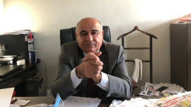 CHP’li meclis üyesine başörtülü hekime hakaretten hapis istemi