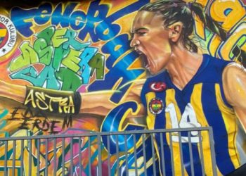 Fenerbahçe taraftarları, Eda Erdem Dündar için duvar resmi çizdi