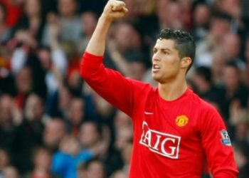 Ronaldo yeniden Manchester United’da