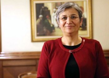 Leyla Güven ve 8 tutukluya Kürtçe şarkı için disiplin cezası verildi