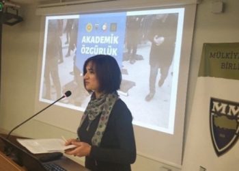 Doç. Meltem Kayıran bir kez daha görevden alındı