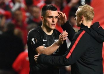 Bir harf yanlışlığı, transfere engel oldu!